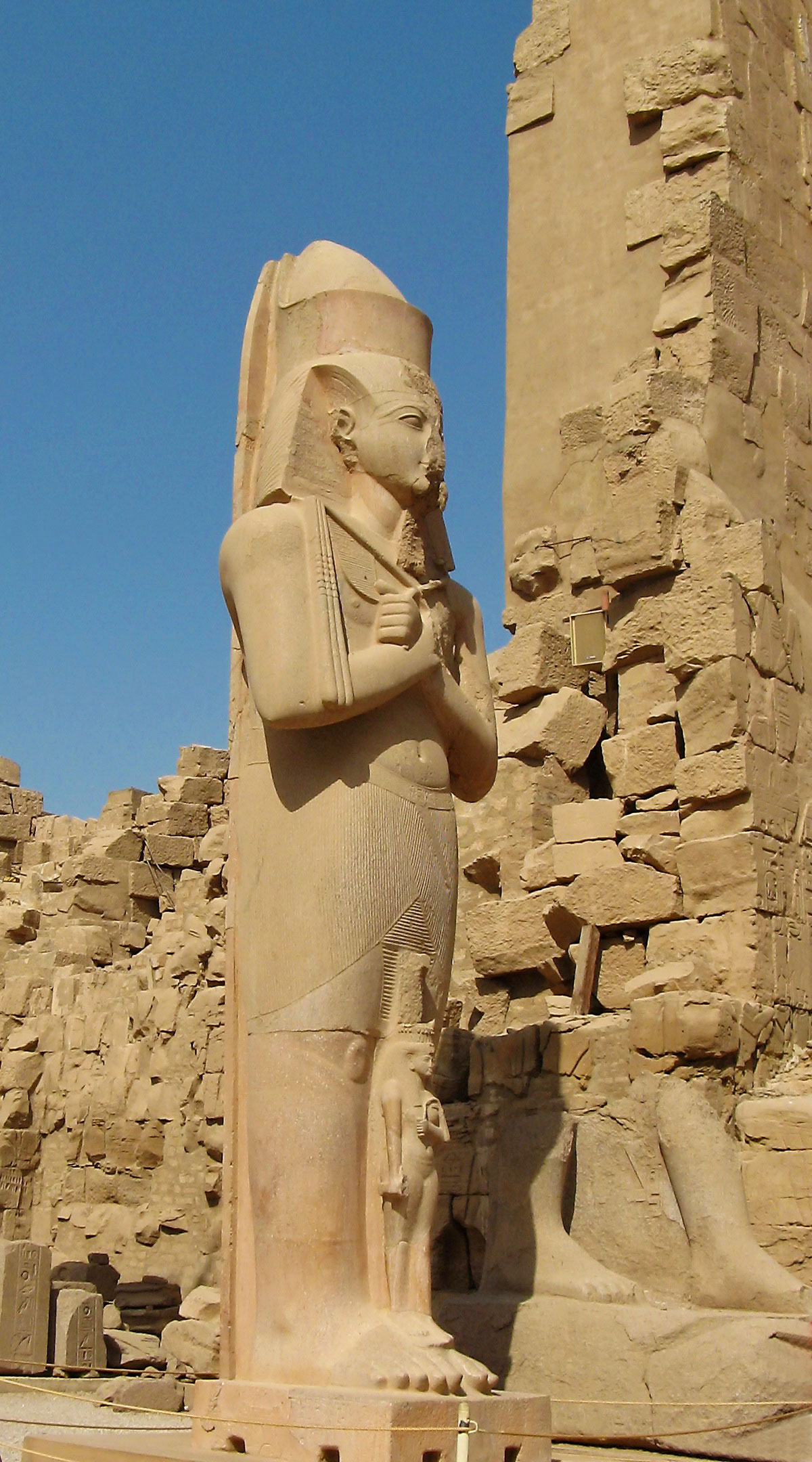 Luxor Temple logo